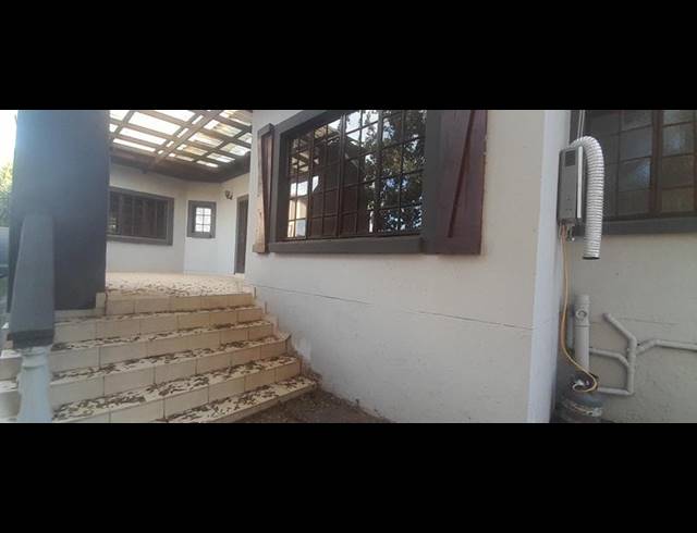 3 BEDROOM PROPERTY TO RENT IN THATCHFIELD